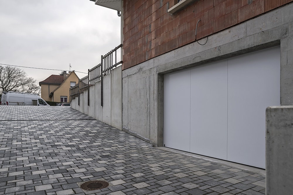 AquaLOCK Up-and-over Garage Door