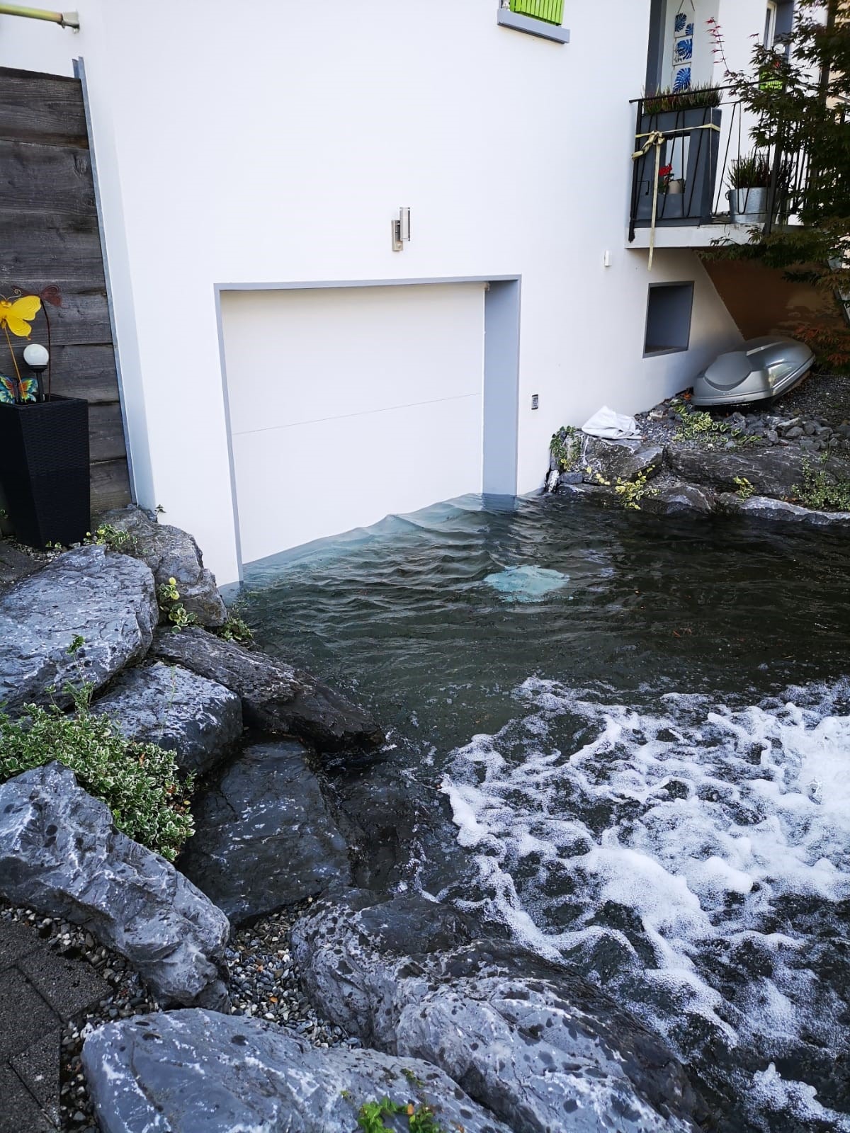 AquaLOCK Up-and-over Garage Door