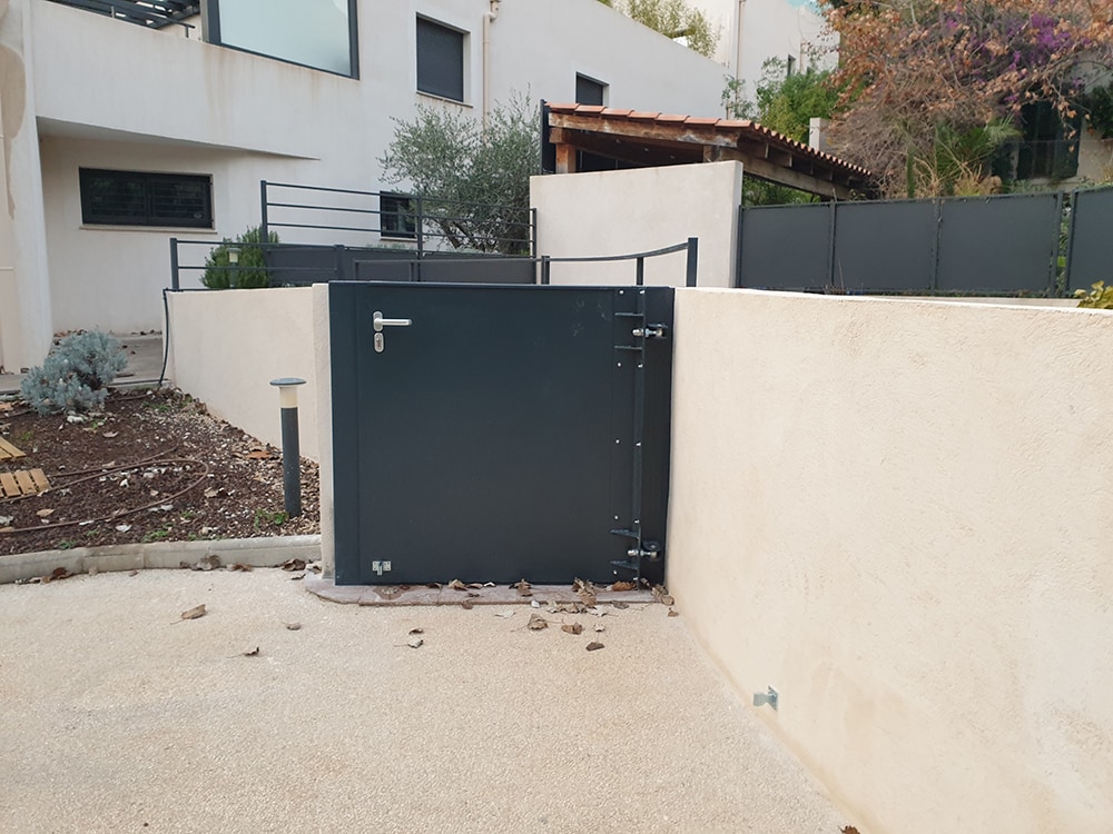 AquaLOCK Flap