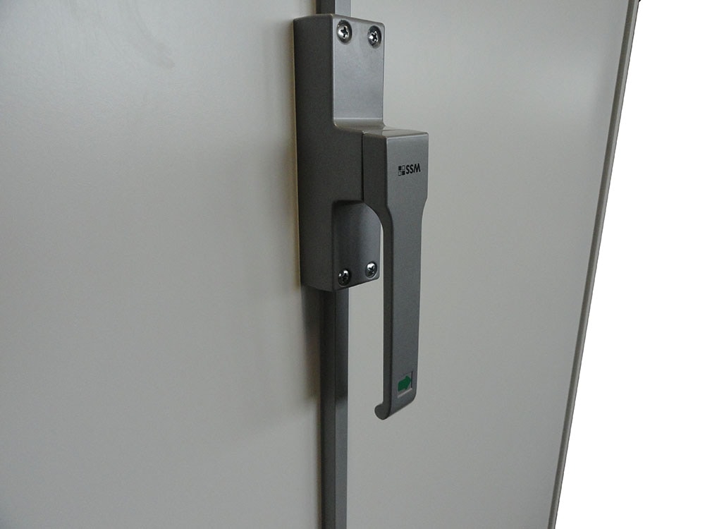 AquaLOCK Door